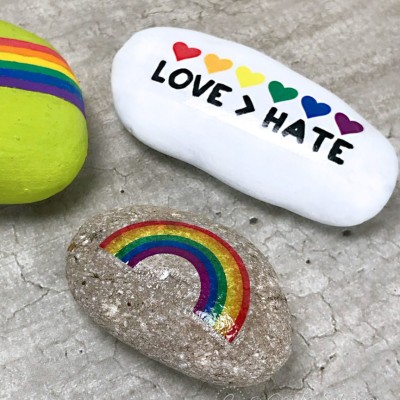 Pride Craft-Rainbow Painted Rocks
