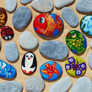 5 Best Places to Find Perfect Stones for Painting