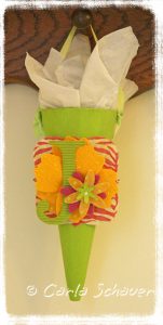 sizzix tussy mussy flower gift cone