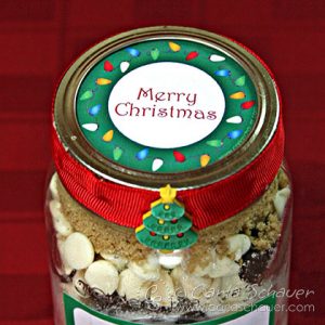 Free Printable Christmas canning jar label from Carla Schauer Designs
