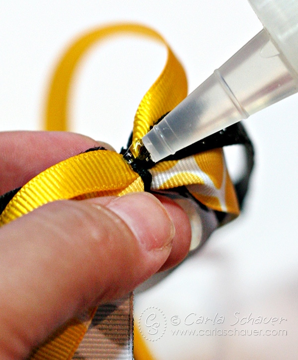 Make Pony-O Ribbon Sports Bows|Carla Schauer Designs