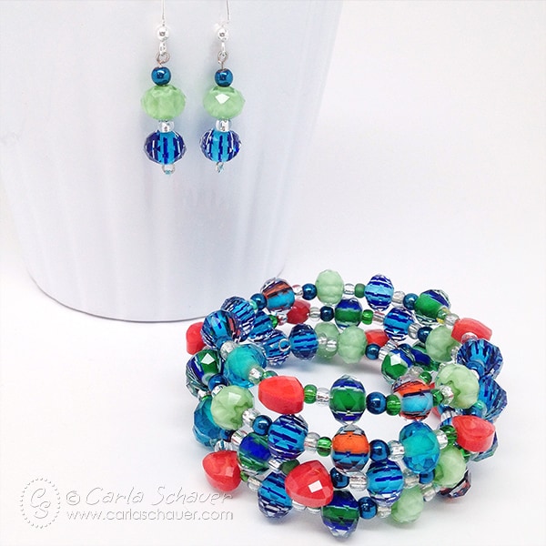 Blog :: Tutorials & Patterns :: How to Make Square Stitch Beaded Bracelet  with Matubo Seed Beads - Easy Tutorial