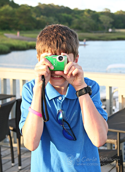 Tweens love to take their own photos, and are at a great age to have their own cameras. Great tween travel tips at Carla Schauer Designs