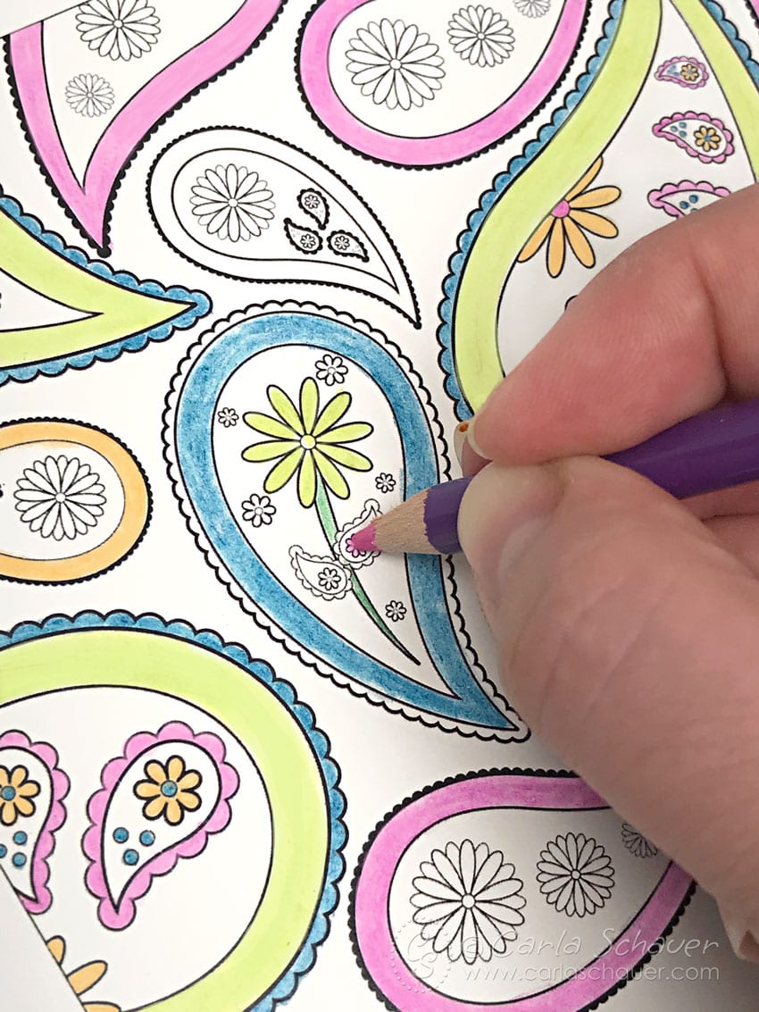 Coloring paisley printable using colored pencil